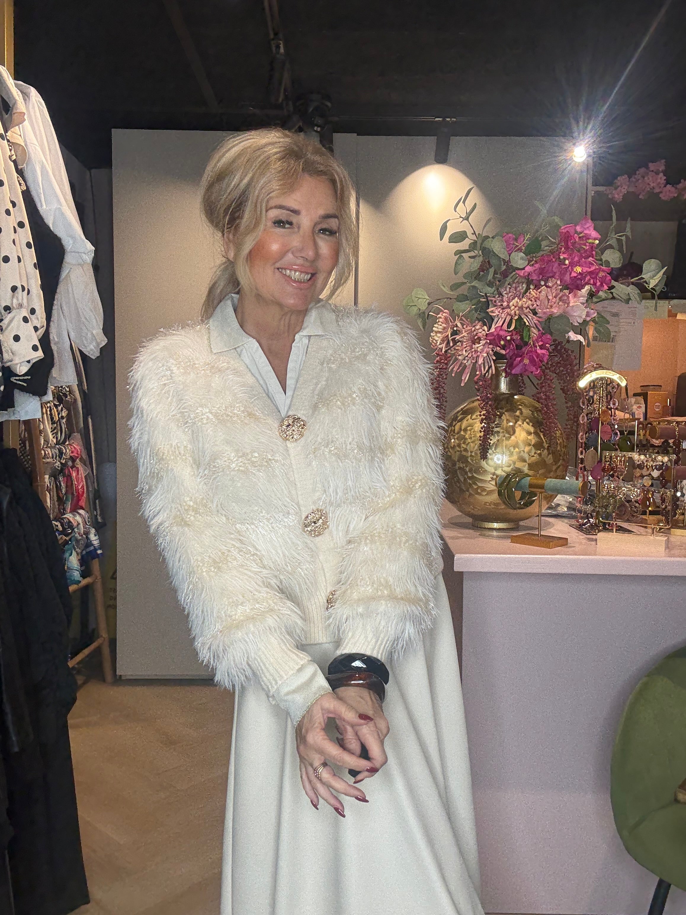 Fluffy vest Crema Gold