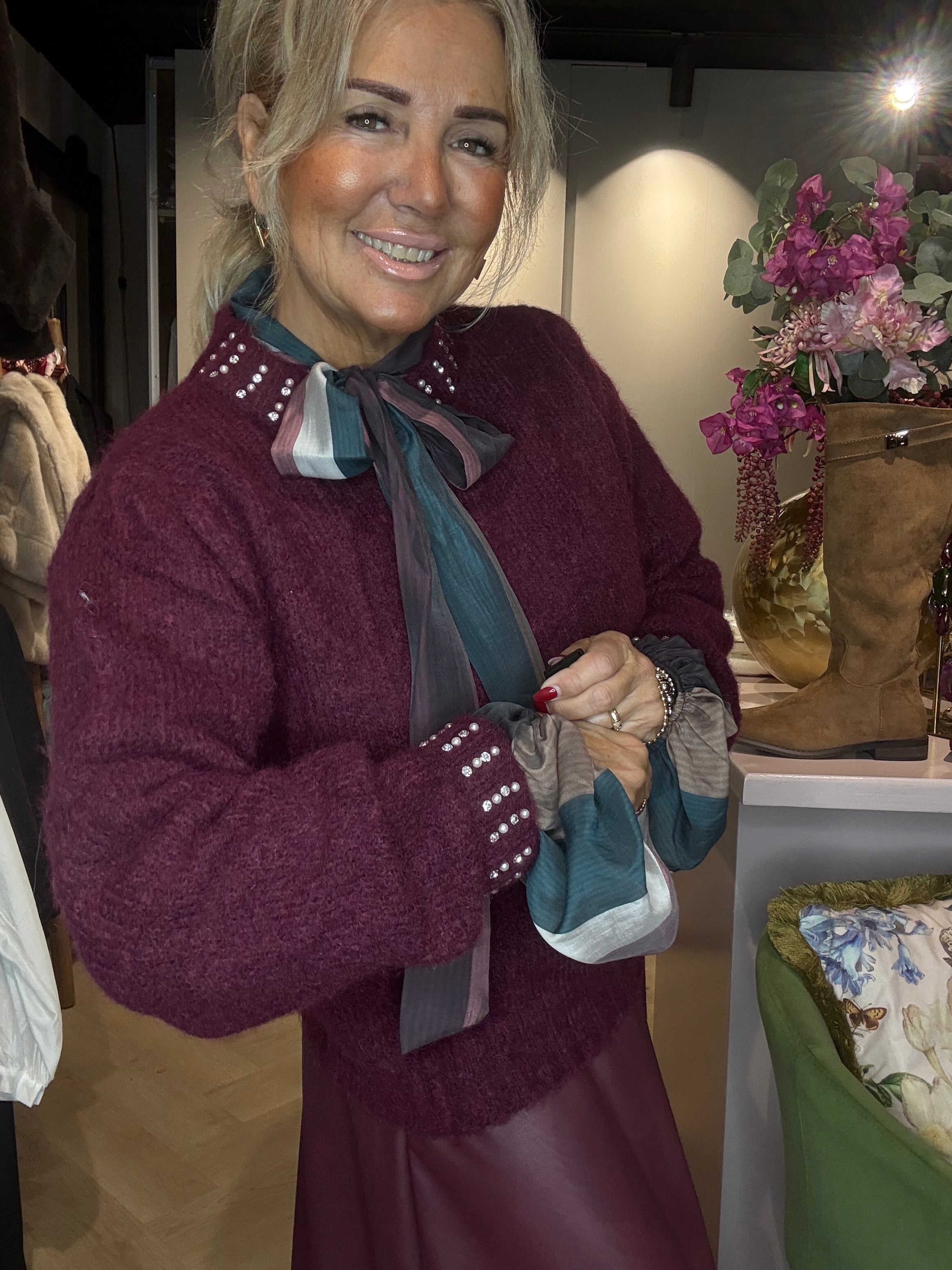 Trui Bordeaux Strass ✨