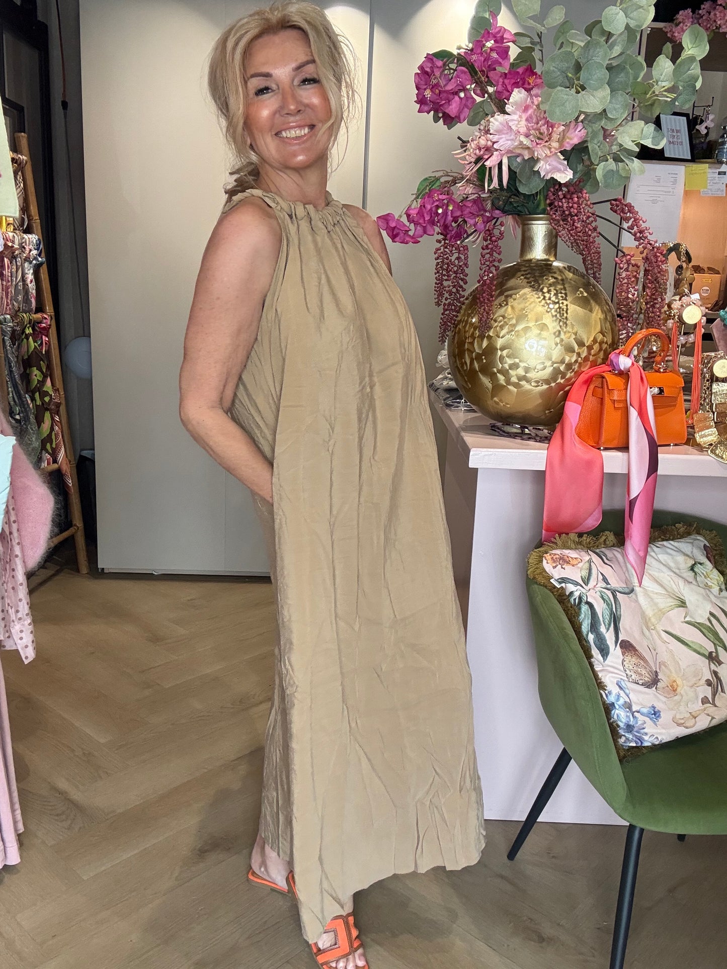 Jurk Halther Model Camel