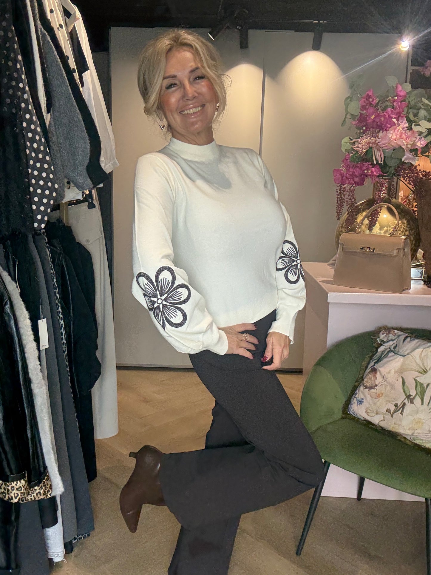 Triple Nine Truitje Flower Creme