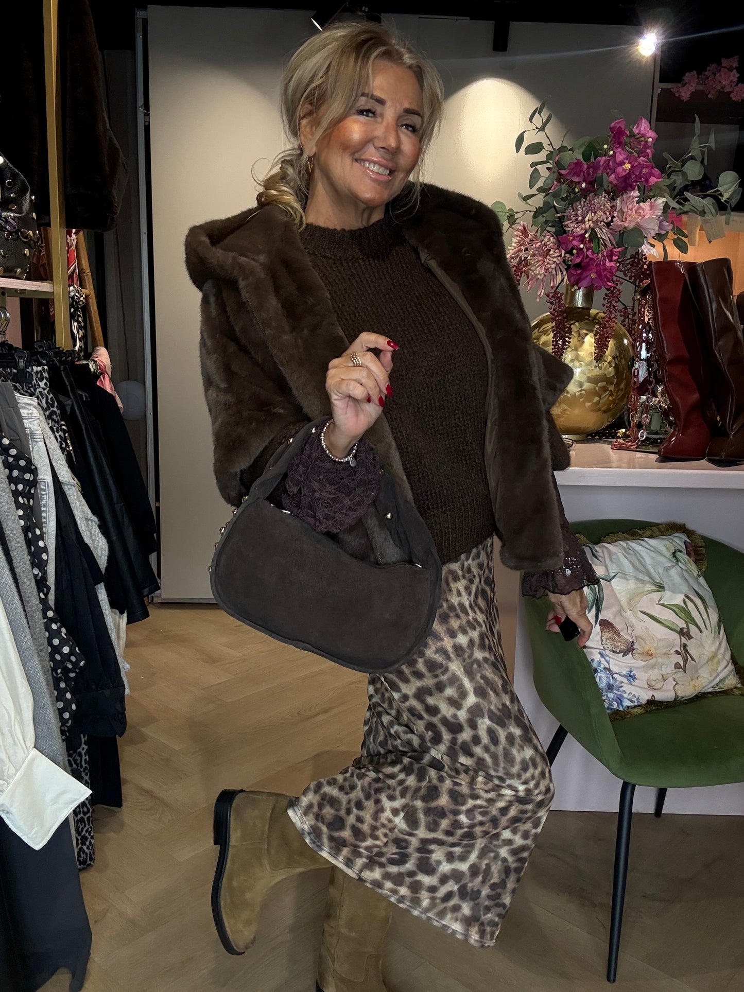 Fake Furr Jacket Capuchon Bruin