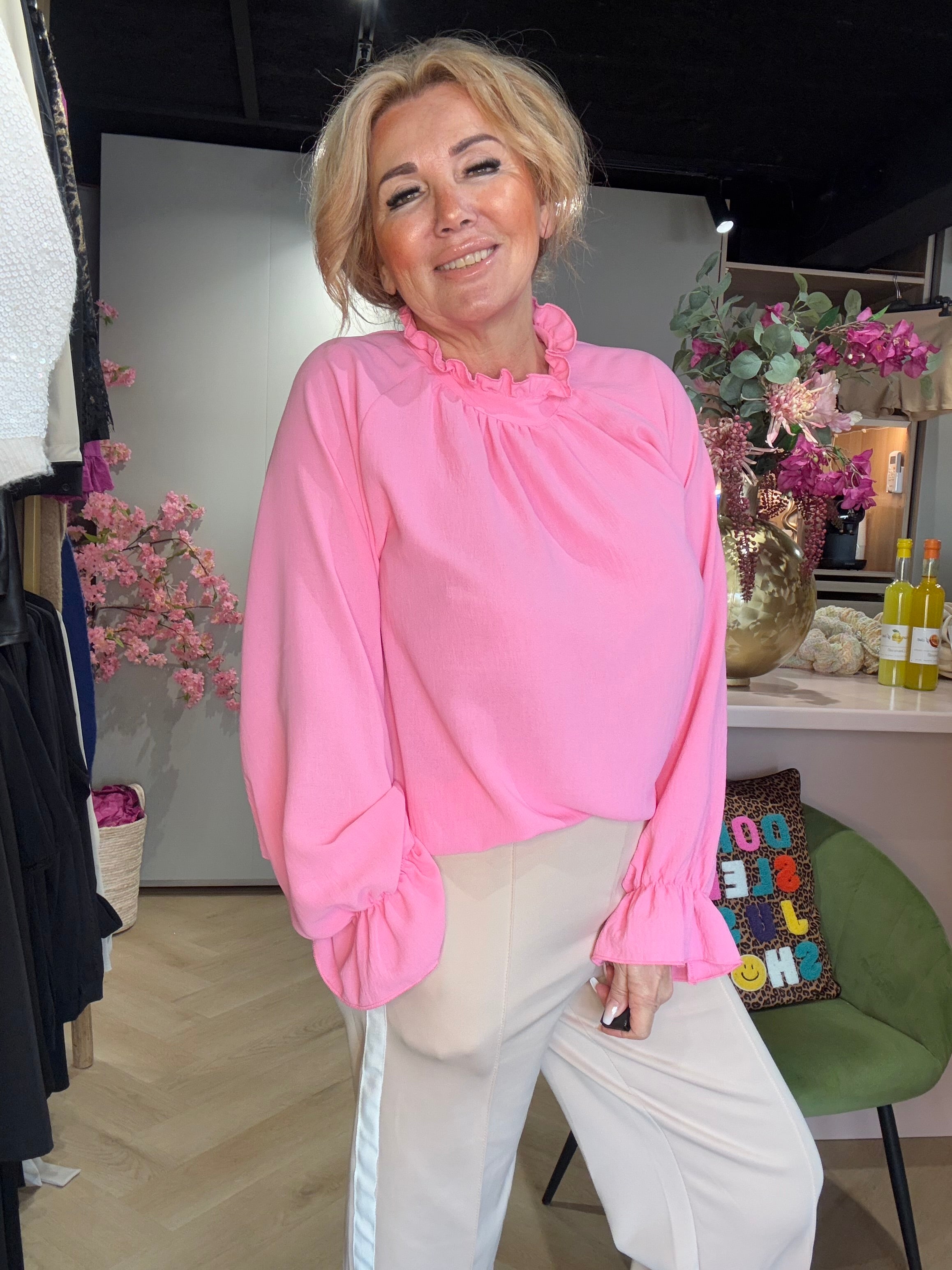 Blouse met roesel Roze