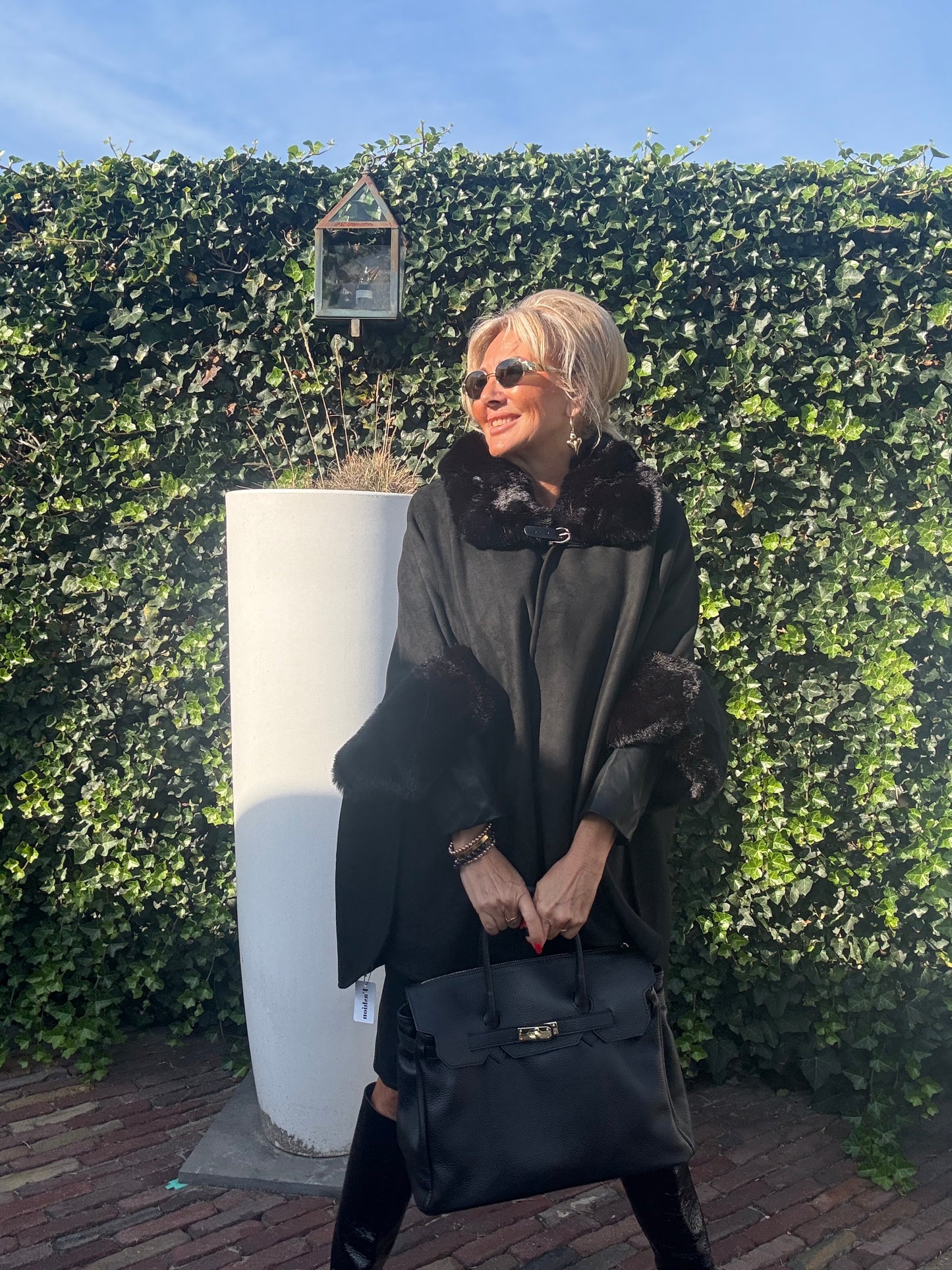 Poncho Black Bont