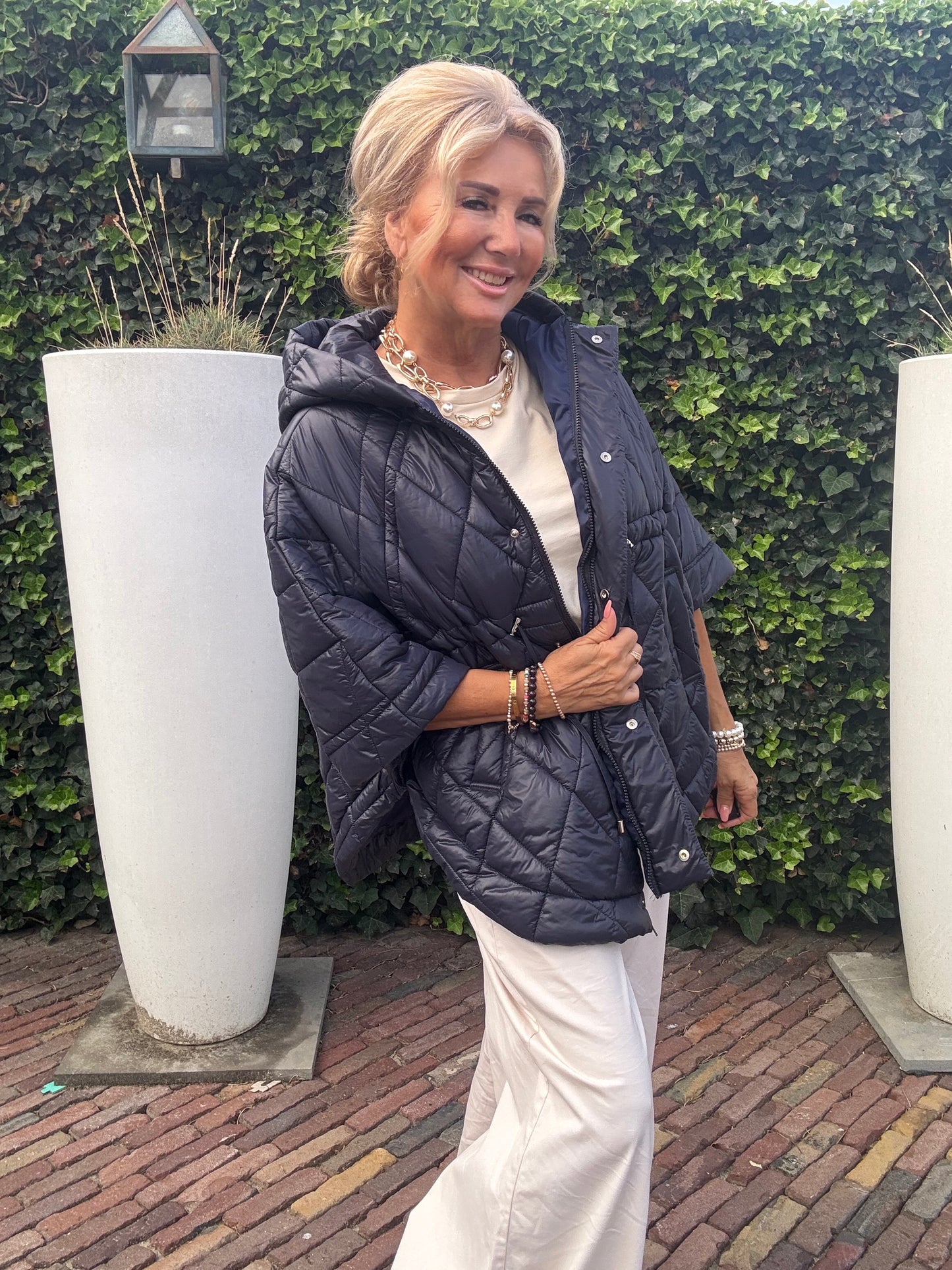 Bodywarmer Puffy Cape dark blauw