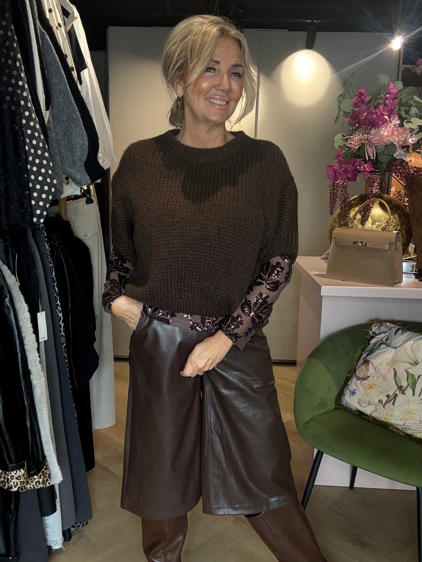 Bermuda Bruin Vegan Leatherlook look