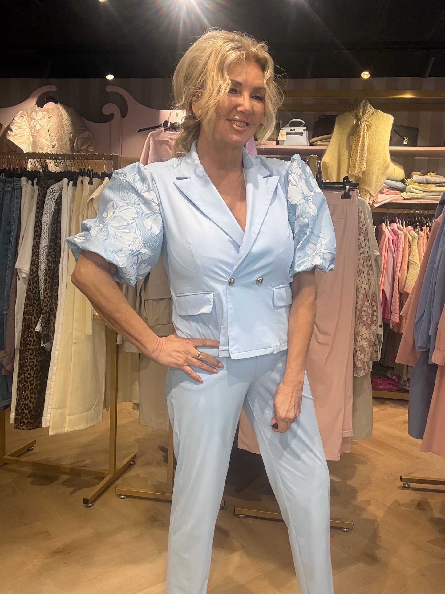 Triple Nine Blazer BLS3911 Korte Mouw Gouden knopen en Satijn afwerking | Licht Blauw