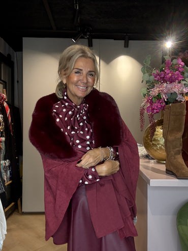 Poncho Bordeaux fake Furr