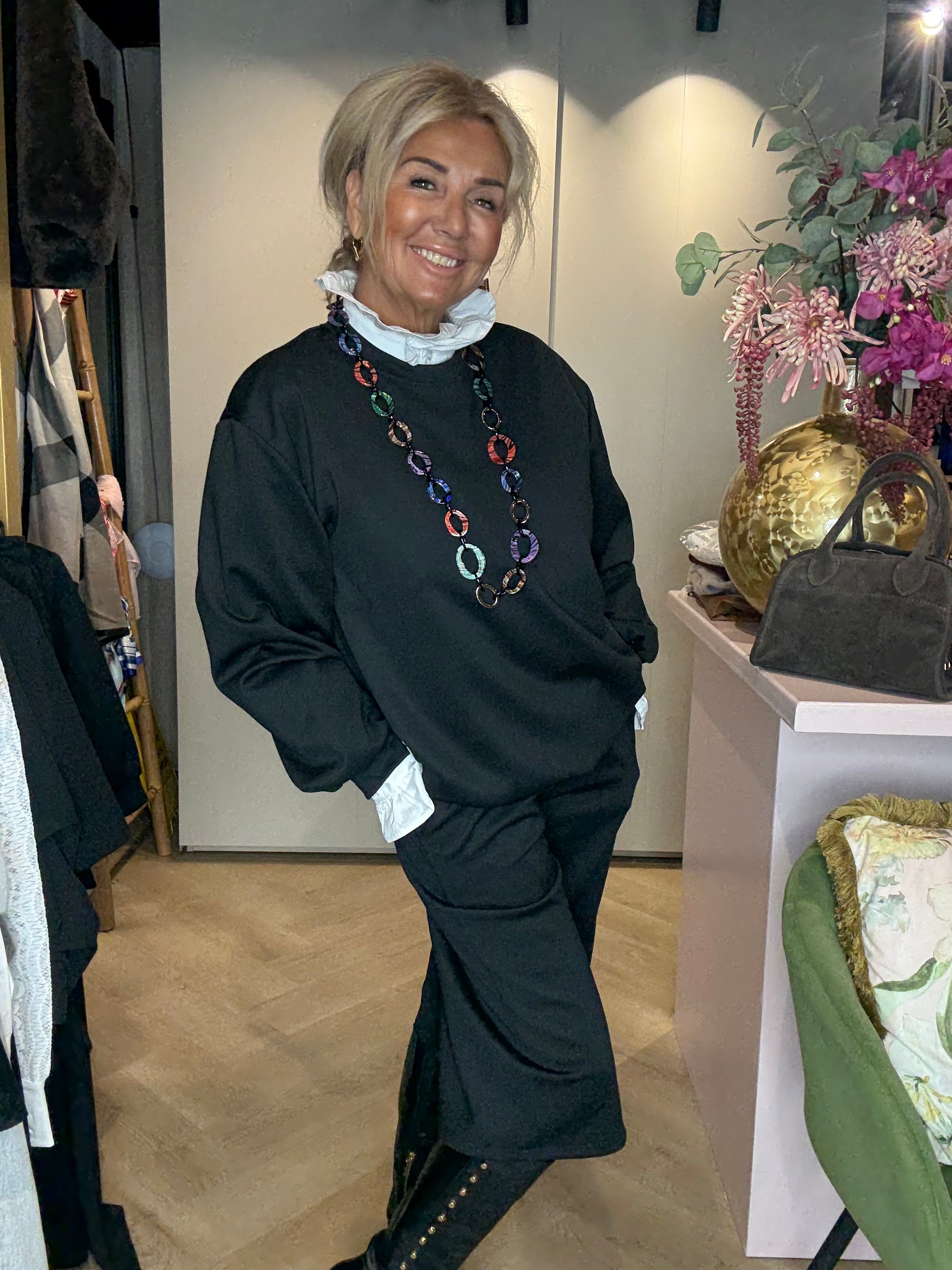 2 Delig Zwart Bermuda pak