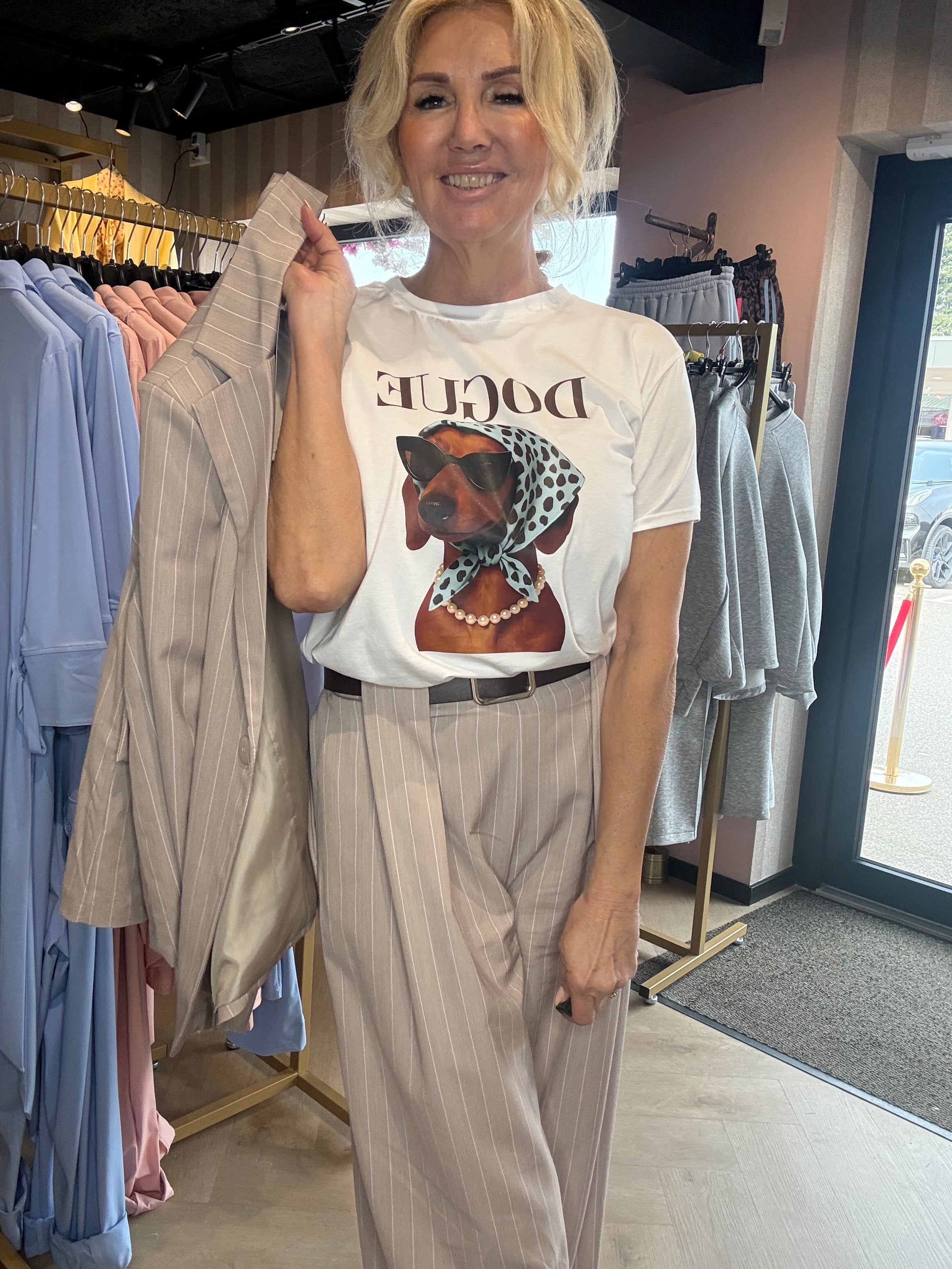 T-Shirt DOGUE V HALS ‼️