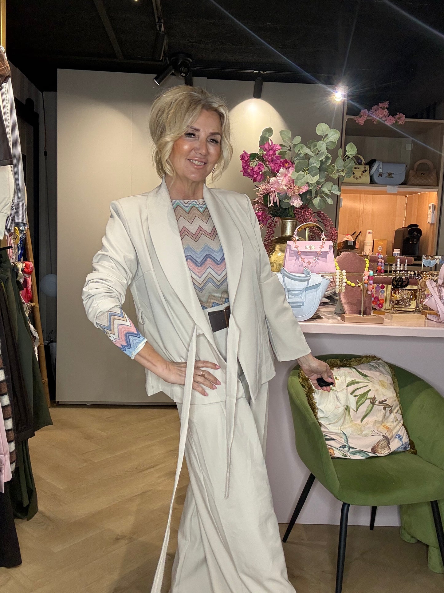 Colbert Plooi Beige Overslag Model