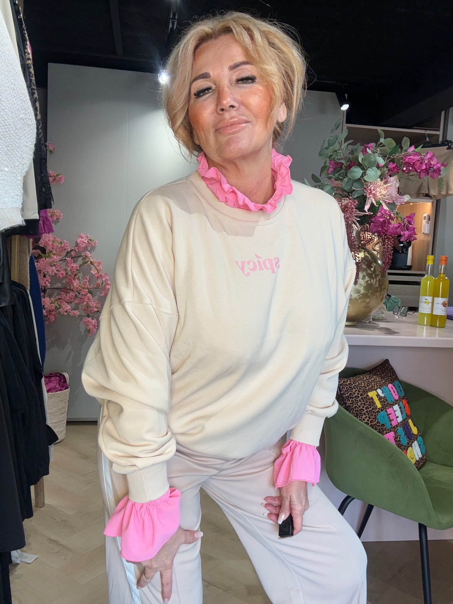 Sweater Spicy