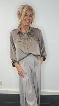 Blouse silky taupe