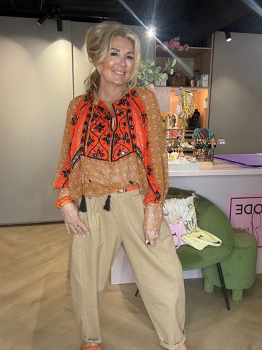 Blouse Oranje Camel