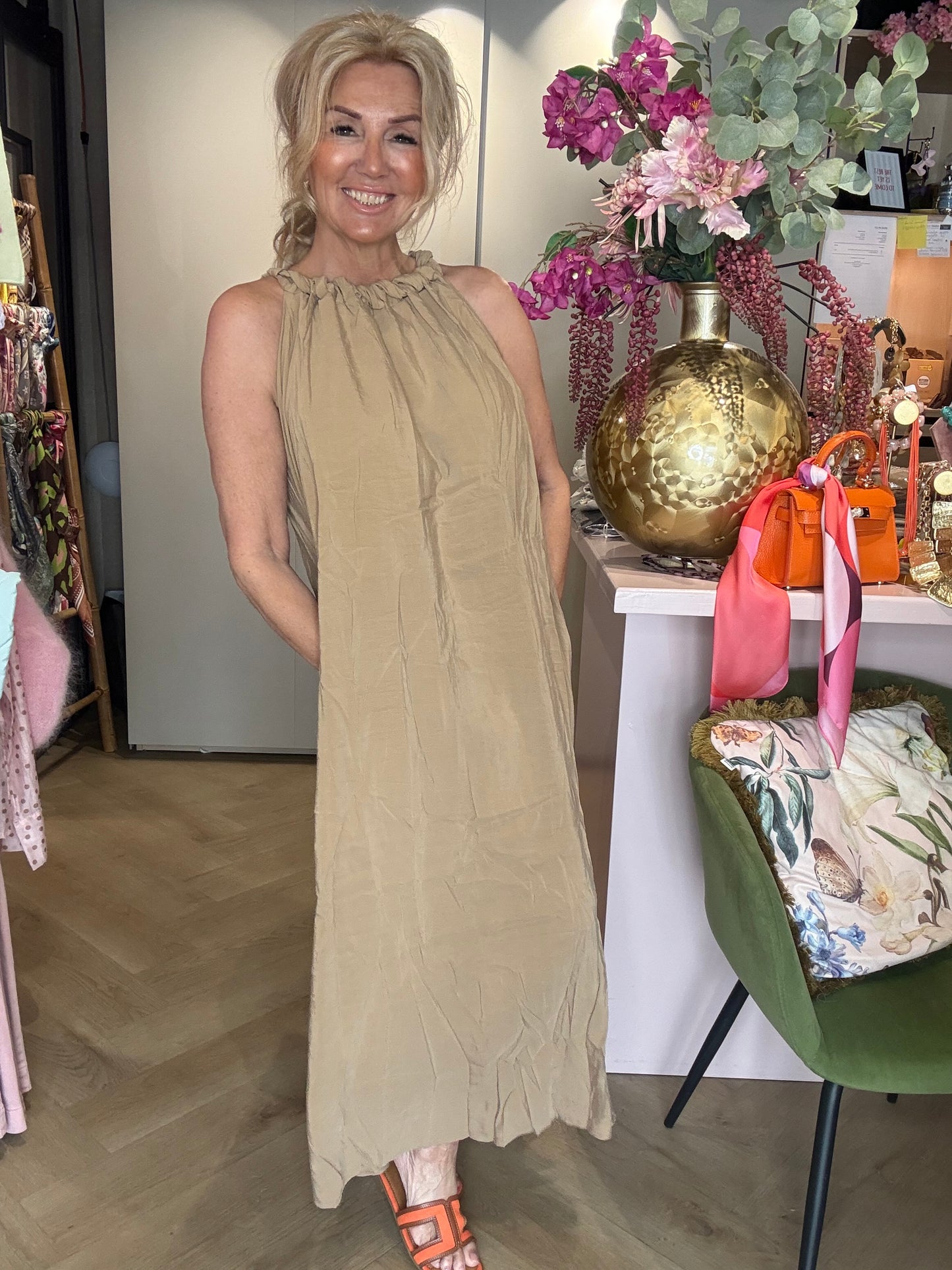 Jurk Halther Model Camel