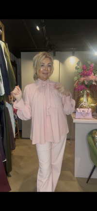 Mi Piace Travel Trousers Heavy Classy Stripe MP202582CSPT – Mellow Rose | Summer Collection 2026