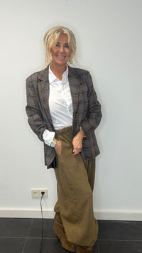 Colbert checkered gray with olive checkered pattern