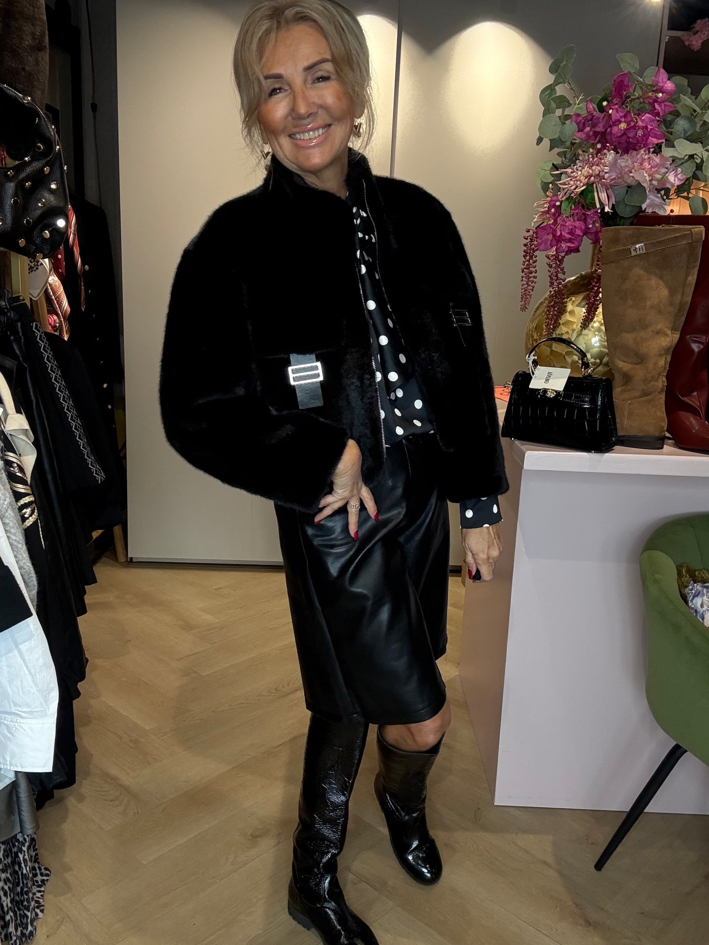 Jasje Fake Furr Bont Zwart