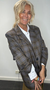 Colbert checkered gray with olive checkered pattern