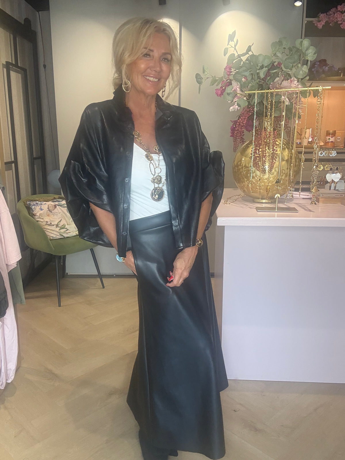 Bluse Emma sort Puh