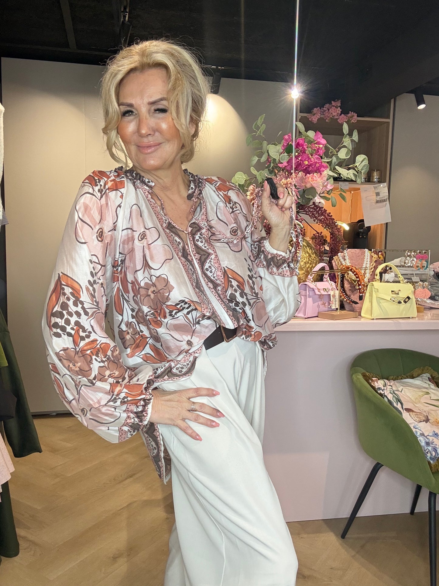 Blouse Tes Off White Rose