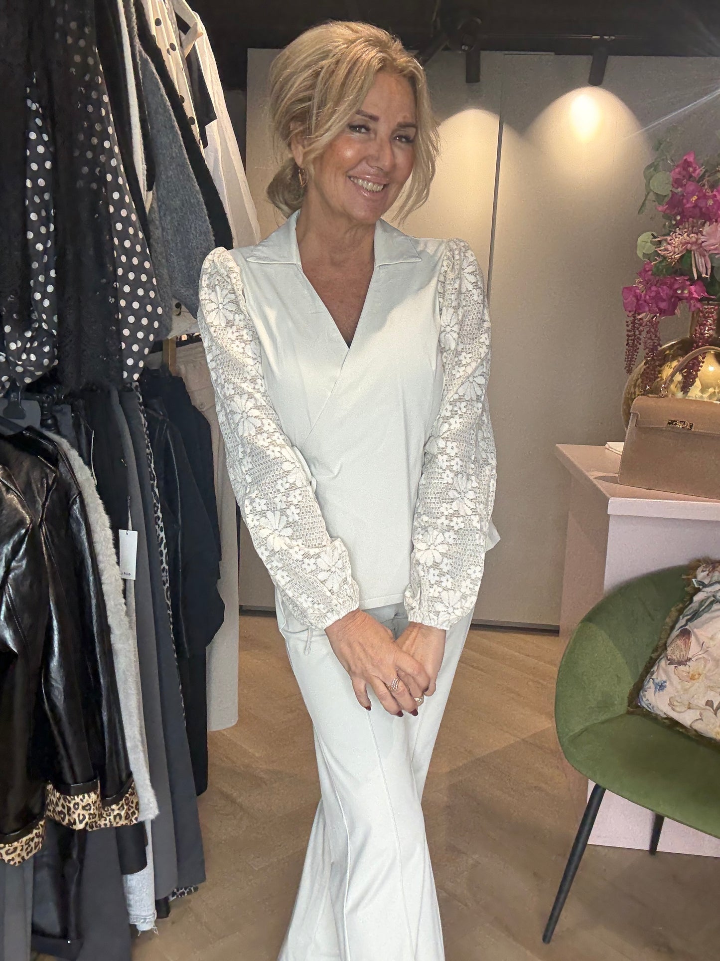 Blouse Triple Nine Kit 6925