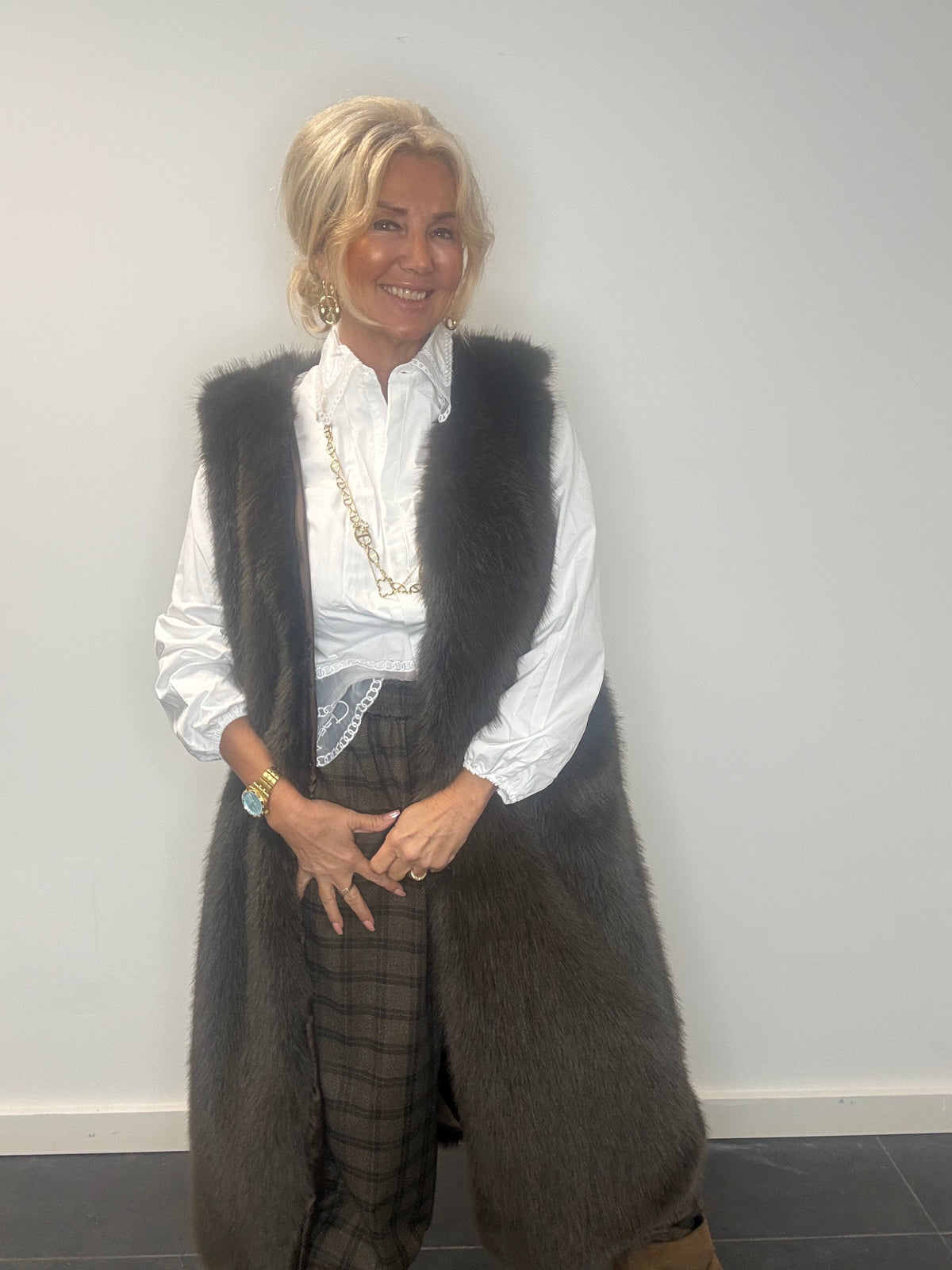 Gilet en fausse fourrure marron