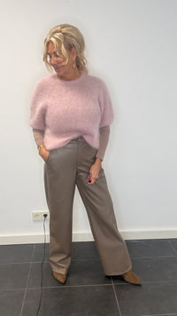 Pantalón de pierna recta Puh Taupe