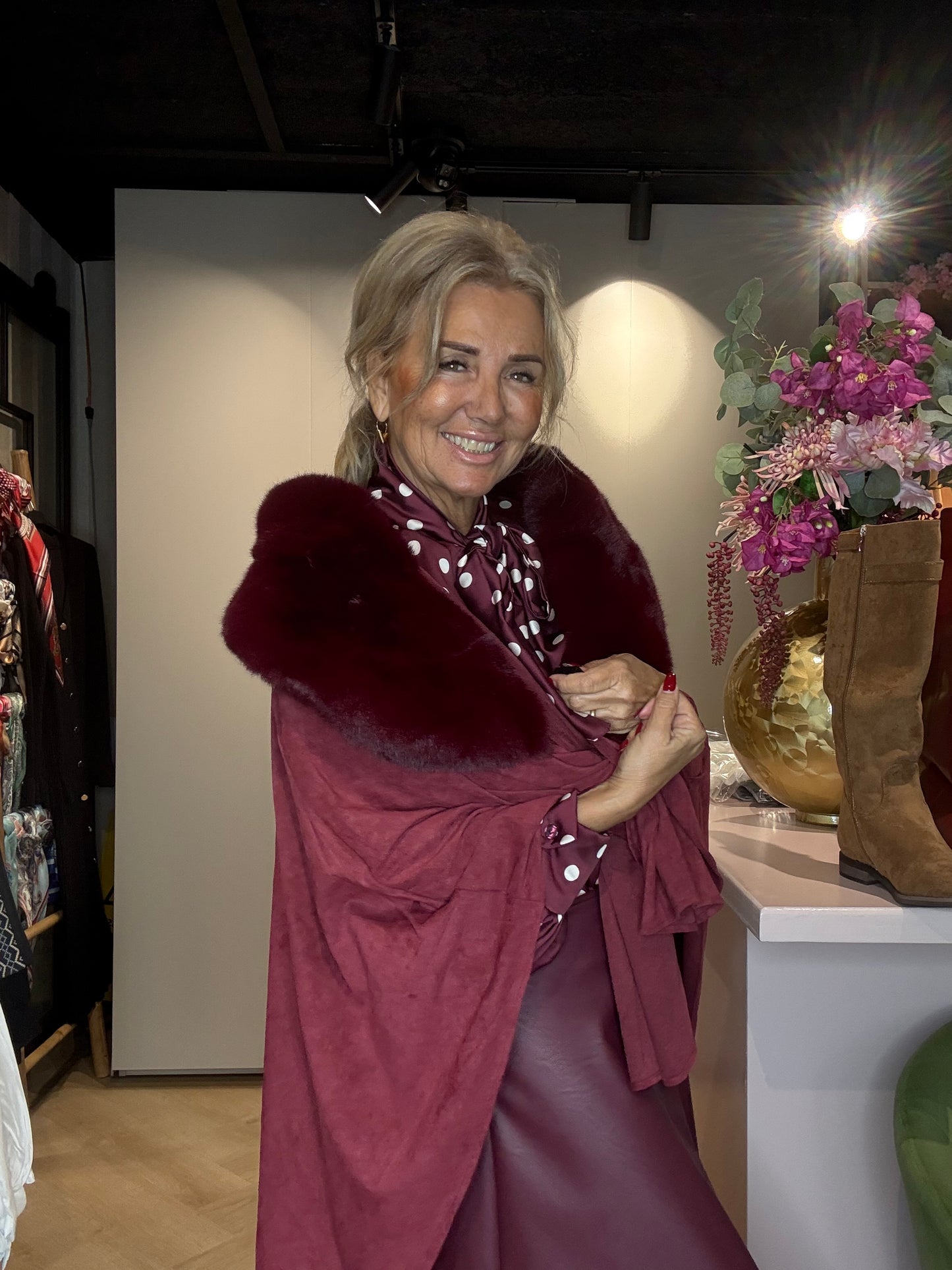 Poncho Bordeaux fake Furr