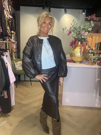 Jacke Dunkelbraun Puh in Lederoptik mit Rundhalsausschnitt