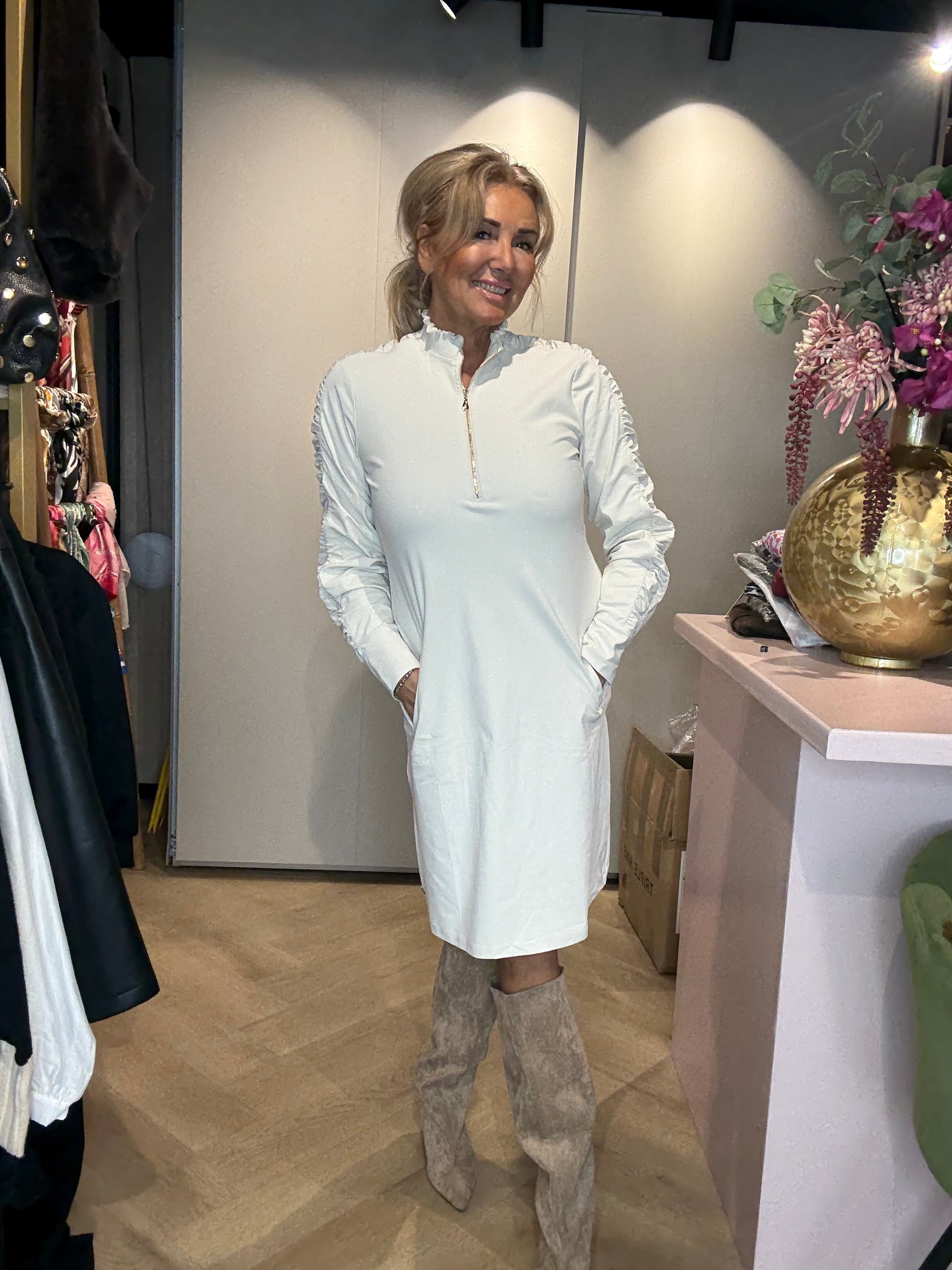 Triple Nine Jurk JK51815 Long Sleeves Smoked Shoulder - Kit