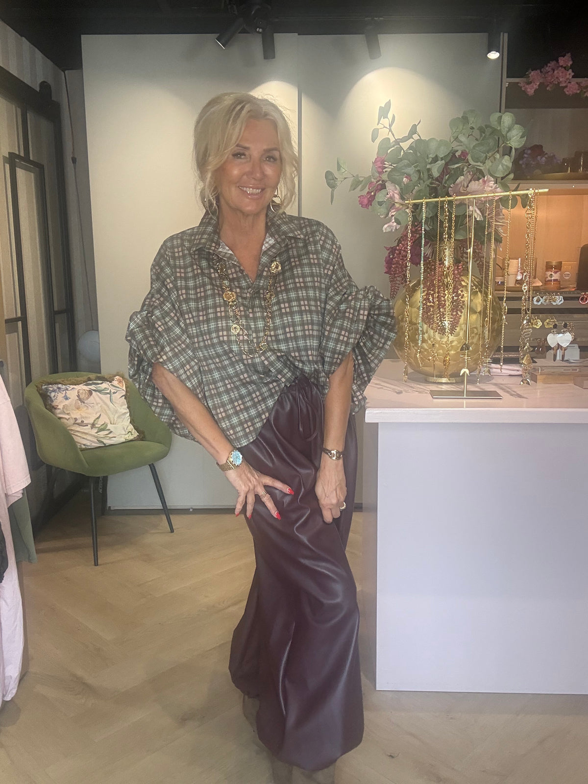 Bluse Emma olivengrøn ternet