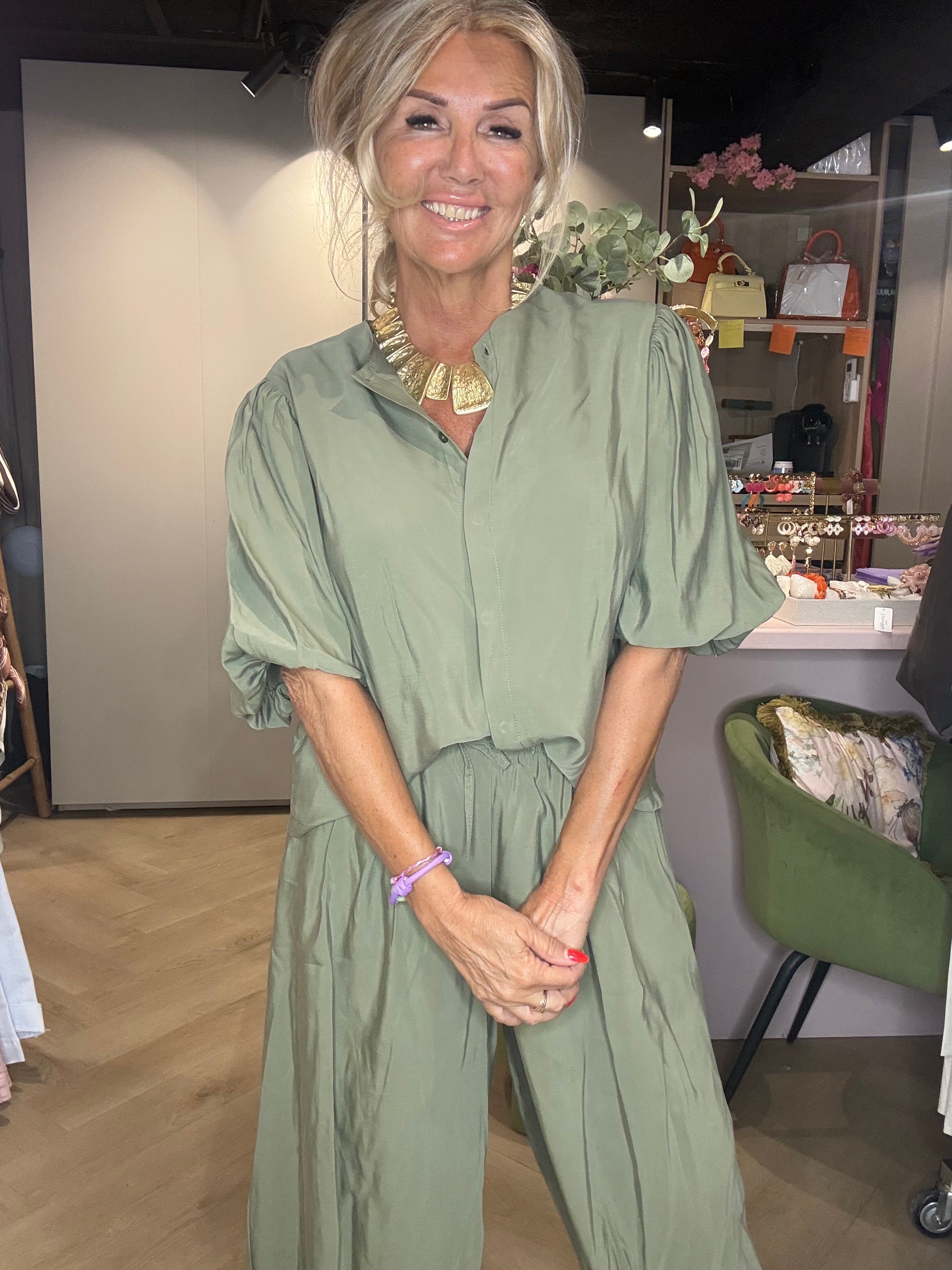 Blouse Army green Ballon mouw