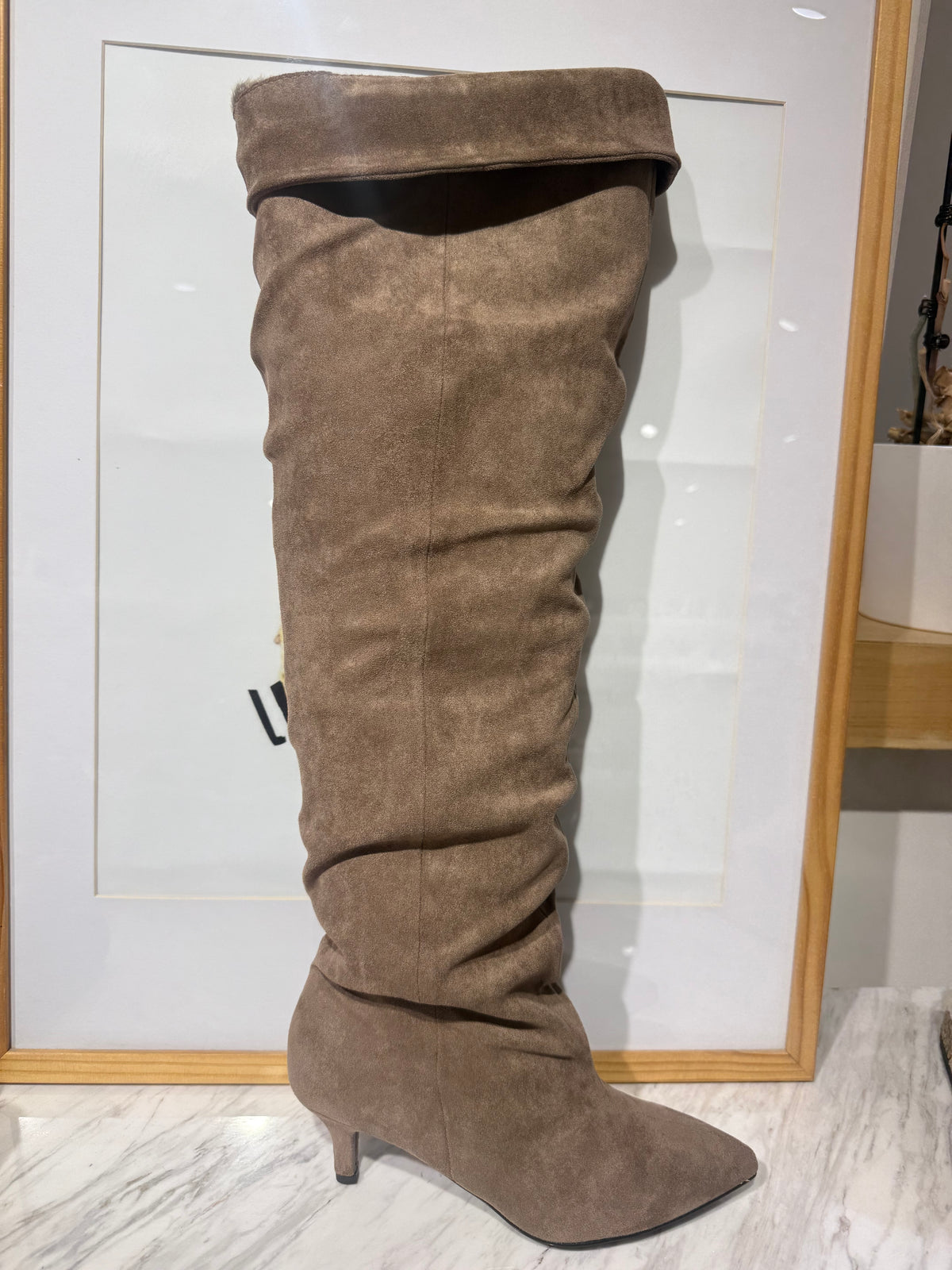 Laars over knee Queenie Taupe
