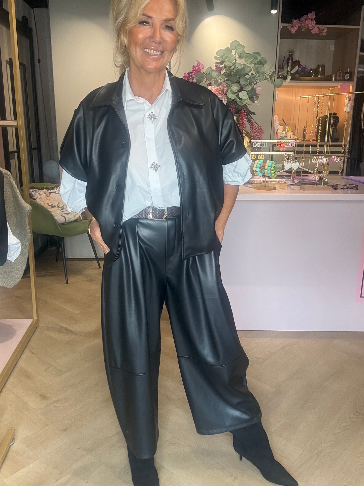 Jasje Puh Epaulet Zwart