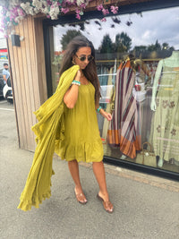 Jurkje kort olive Geel