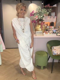 Beige toppi nauhalla