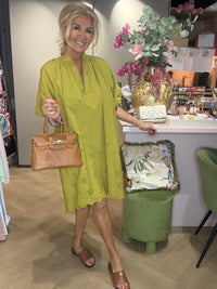 Vestido túnica Broderie verde matcha
