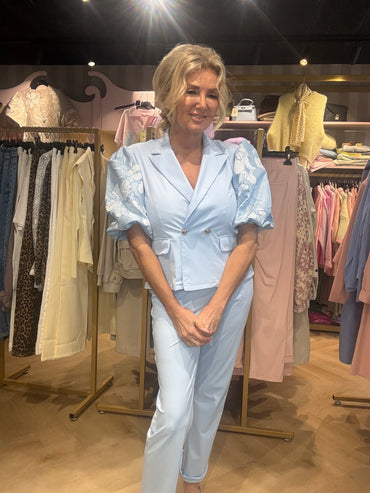 Triple Nine Blazer BLS3911 Korte Mouw Gouden knopen en Satijn afwerking | Licht Blauw