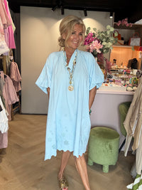 Jurkje ballon mouw Broderie baby bleu 🩵