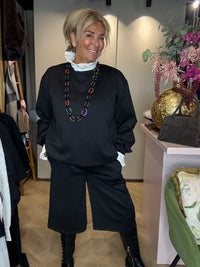 2 Delig Zwart Bermuda pak