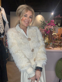 Fluffy vest Crema Gold