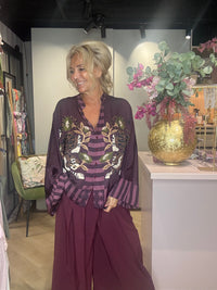Bluse aus Viskose-Satin mit Tigermuster