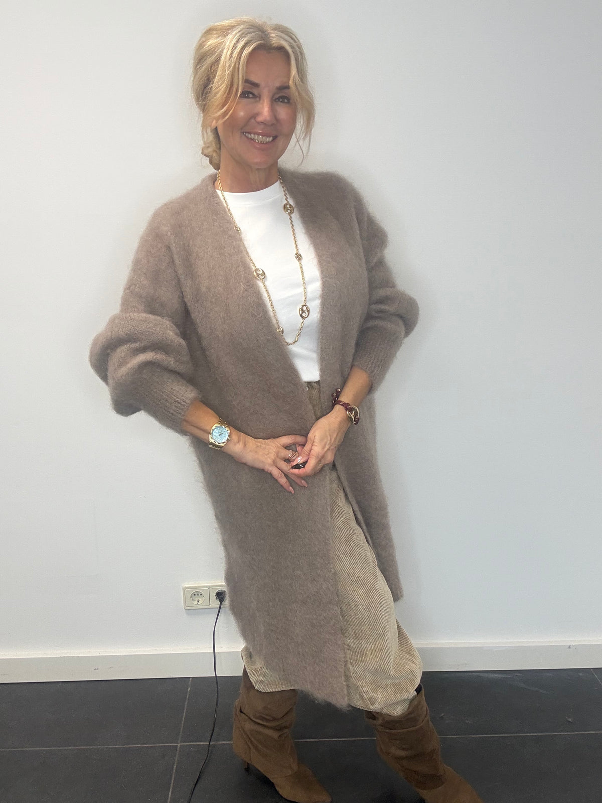 Vest long mohair taupe