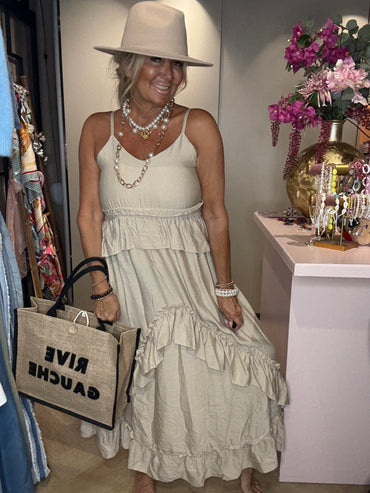 🌸 Dress Riviera Ruffle – Beige