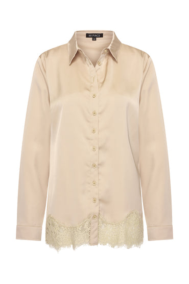 Mi Piace blouse Sand MP202909, voorzijde met knoopsluiting en kanten zoom
